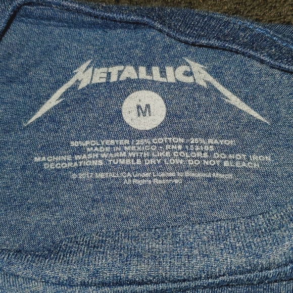 Metallica Ride the Lightning T-Shirt - Picture 2 of 2